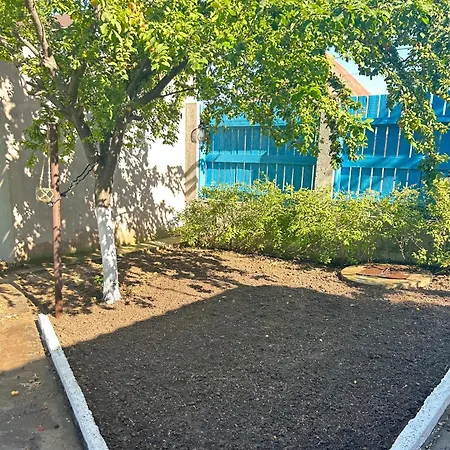 בית נופש Mica Casuta *